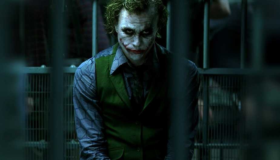 La primera escena del Joker de Heath Ledger