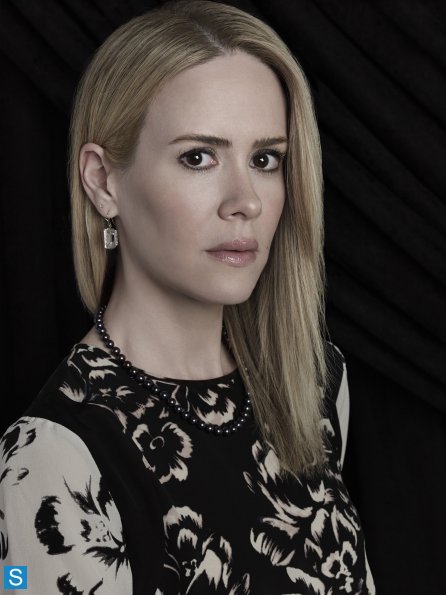 American Horror Story - Season 3 - New Set of Cast Promotional Photos (8)_595_slogo