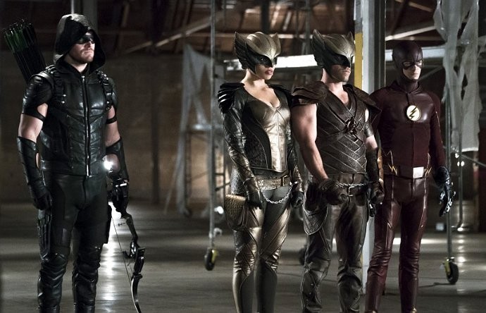 Nueva Foto Del Próximo Crossover Entre Arrow Y The Flash Series Adictos 3071