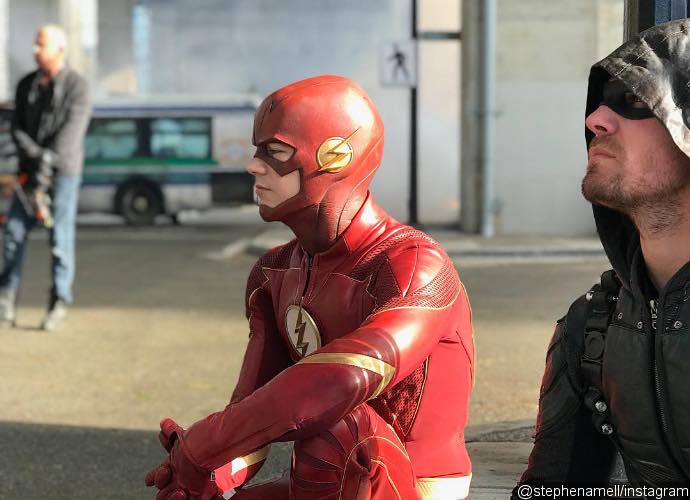 Arrow Y The Flash Juntos En Una Nueva Imagen Del Próximo Crossover De Las Series Dc En La 3356