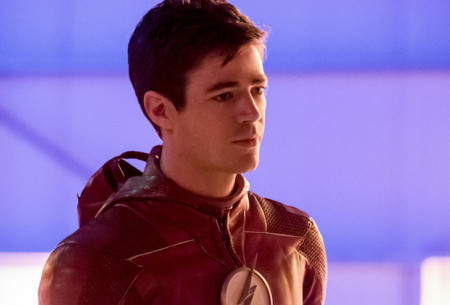 The Flash -- "Enter Flashtime" -- Image Number: FLA415a_0127b.jpg -- Pictured: Grant Gustin as Barry Allen/The Flash -- Photo: Katie Yu/The CW -- ÃÂ© 2018 The CW Network, LLC. All rights reserved